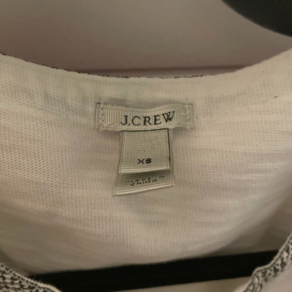 ⭐️🎉3 items for $30 🎉 J Crew Knit Tunic Dress Marled Trim with pockets - Picture 5 of 5